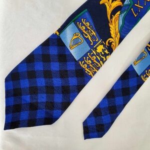 Vintage Versace 100% Silk Tie Made In Italy Luxury Pattern Necktie Retro